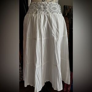 Ann Taylor loft NWT Elegant White Maxi Skirt 100%Cotton with built in slip